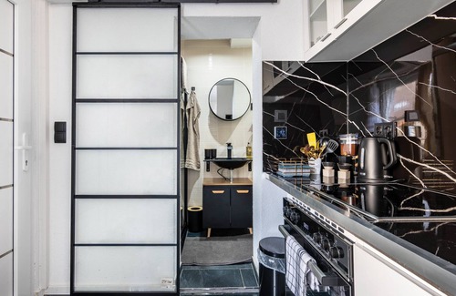 Brackenheim Apartment | Apartment 'Luxusloft Hausen' with Wi-Fi and Air Conditioning