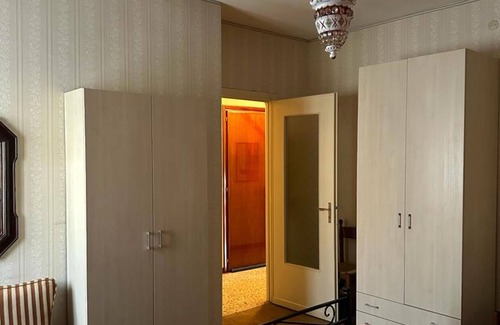 Benevello Apartment | Apartment 'La Seconda Terrazza Di Benevello' with Mountain View, Wi-Fi and Air Conditioning