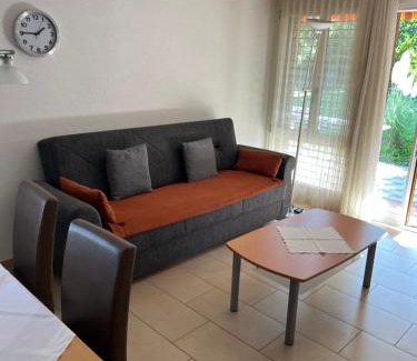 Wilderswil Apartment | Apartment Laura