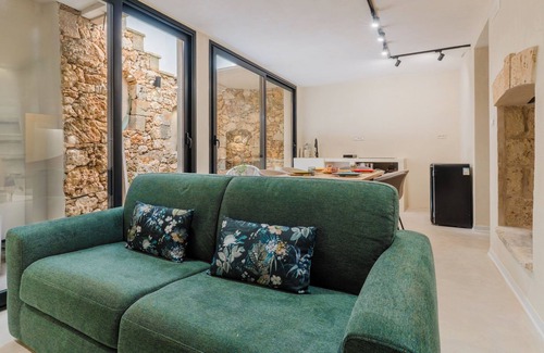 Taviano Apartment | Apartment 'Le Ficalinnie' with Shared Terrace, Wi-Fi and Air Conditioning