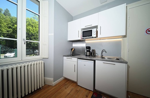 Bagneres-de-Luchon Apartment | Apartment 'Les Téchous' with Mountain View, Shared Garden and Wi-Fi