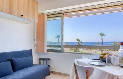 Six-Fours-les-Plages Apartment | Apartment Les Marines d'Aryana-4 by Interhome