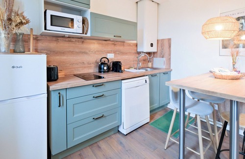 Perigueux Apartment | Apartment 'Le Relais Des Depeches': Cosy Stay in Périgueux with Wi-Fi