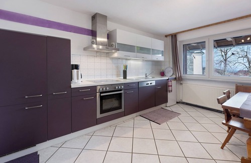 Reiselfingen Apartment | Apartment 'Leon, 130qm, 3 Schlafzimmer' with Shared Terrace, Shared Garden and Wi-Fi