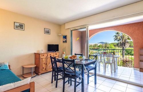 Gassin Apartment | Apartment Les Marines-16 by Interhome