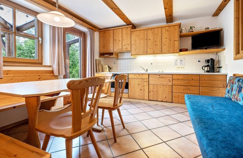 Vandoies Apartment | Apartment "Lindenhof 8" with Shared Garden & Wi-Fi