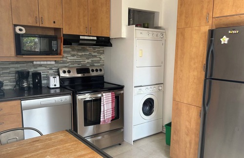 Nouveau-Rosemont Apartment | Apartment located in one of the most central areas of the city of Montreal..