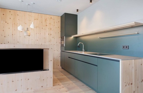 Avelengo Apartment | Apartment 'Lodge Pinus Cembra' with Mountain View, Private Terrace and Wi-Fi