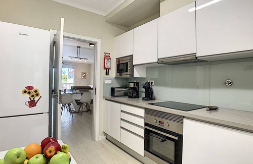 Santa Maria Maior Apartment | Apartment Lotus by LovelyStay