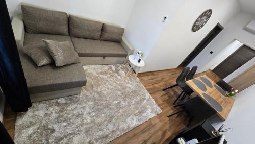 Ivanec Apartment | Apartment Lovro