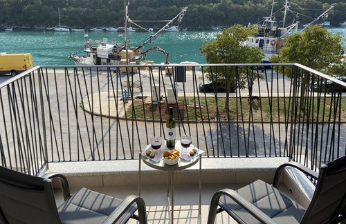 Plomin Apartment | Apartment Lucie - NEW, seafront and with beach access!!