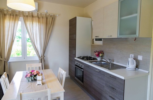 Cavtat Villa | Apartment Lucy Sleeps 2 (1 Bedroom),750 m from the center