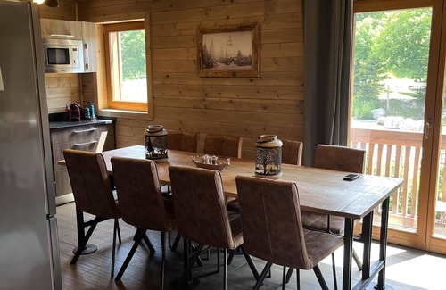 Meribel Village Apartment | Apartment-Luxury-Ensuite with Bath-Mountain view-4 étoiles