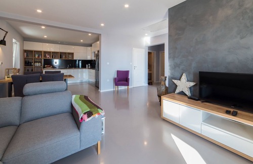Orasac Apartment | Apartment M&M with Private Pool near Dubrovnik
