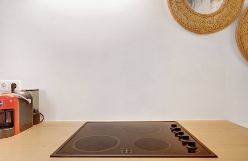 Schenna Apartment | Apartment 'Mair In Schenna T' with Shared Terrace and Wi-Fi
