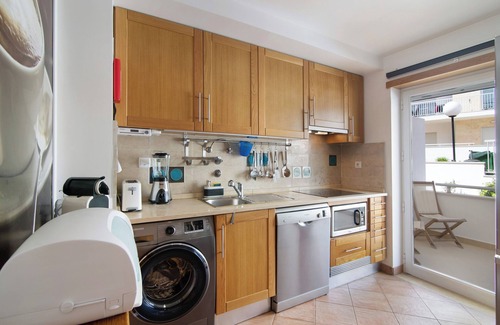 Santa Luzia Apartment | Apartment "Maré Cheia SL015" with Shared Pool & Wi-Fi