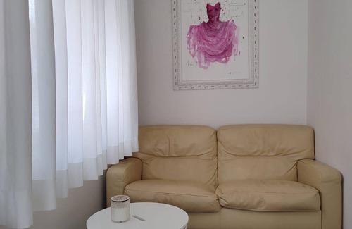 Caorle Apartment | Apartment 'Mare Caorle Int 1' with Wi-Fi and Air Conditioning
