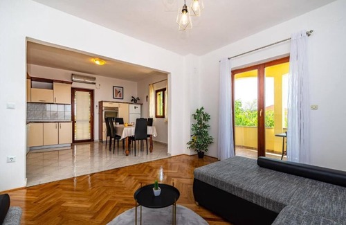 Novigrad Condo | APARTMENT MARIJA, NOVIGRAD (DALMACIJA)