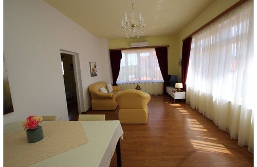 Kadumi Apartment | Apartment Markus for 2 - Pool & BBQ