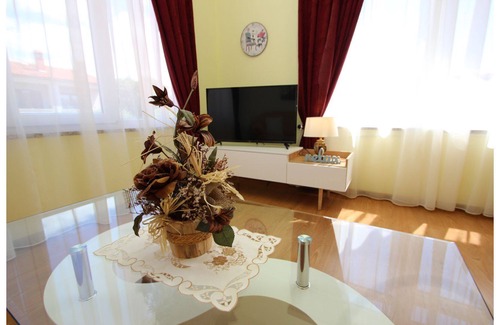 Kadumi Apartment | Apartment Markus for 2 - Pool & BBQ
