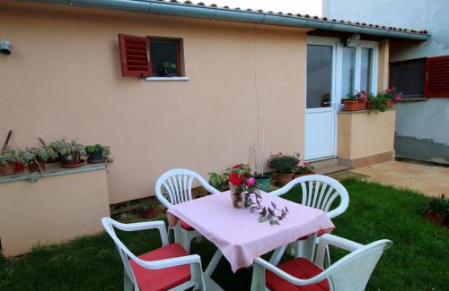 Liznjan Apartment | Apartment Matej