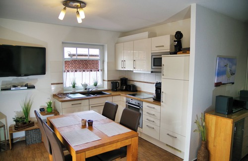 Norddeich Apartment | Apartment Miamaris 5*, exclusive, close to the beach, quiet, WLAN, beach chair, bicycles