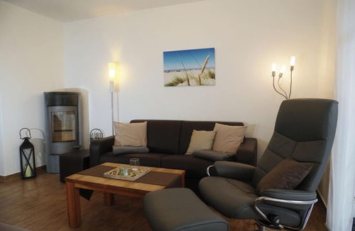 Norddeich Apartment | Apartment Miamaris 5*, exclusive, close to the beach, quiet, WLAN, beach chair, bicycles