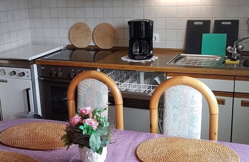 Langenargen Apartment | Apartment 'Michael' with Balcony and Wi-Fi