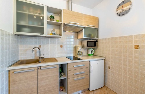 Baska Apartment | Apartment Milorad with pool and balcony