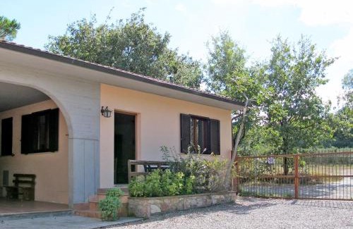 Scarlino Apartment | Apartment Monolocale - Ranch Hotel by Interhome
