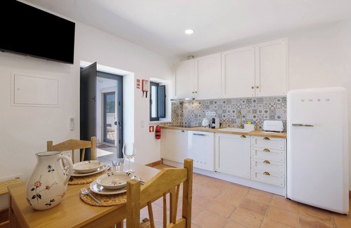Almancil Apartment | Apartment 'Monte Gerações 4' with Shared Pool, Wi-Fi and Air Conditioning