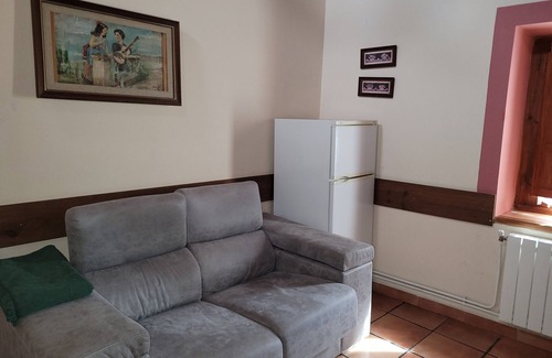 Caravaca de la Cruz Apartment | Apartment 'Noguericas 3' with Shared Pool, Wi-Fi and Air Conditioning