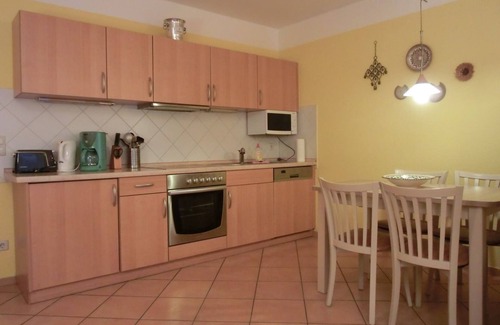 Graal Apartment | Apartment N23 - 2-room apartment for max. 4 people on the ground floor with WiFi