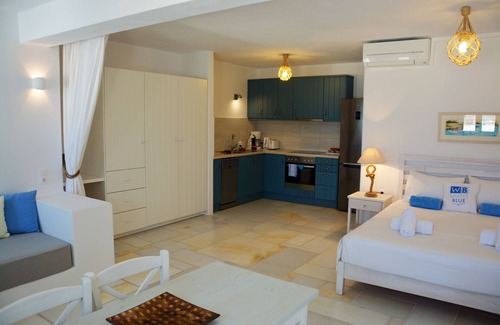 Krotiri Apartment | Apartment named "Faragas" Sea View, Pool, Basketball Court at Krotiri, Studio