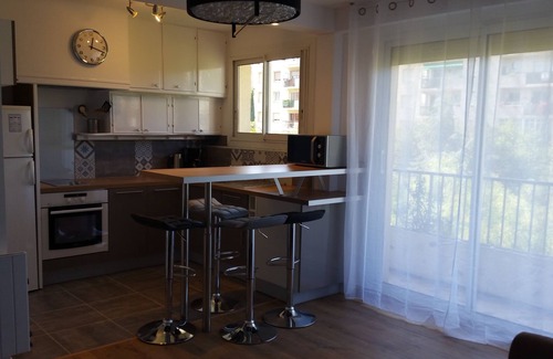 Sainte-Marguerite Apartment | Apartment near metro station, Stade Velodrome, Palais des Congrès, Palais des Sports