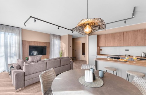 Karigador Apartment | Apartment near Sea with Pool in Istria