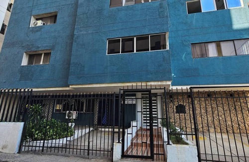 Marbella Apartment | Apartment near the beach and walled city