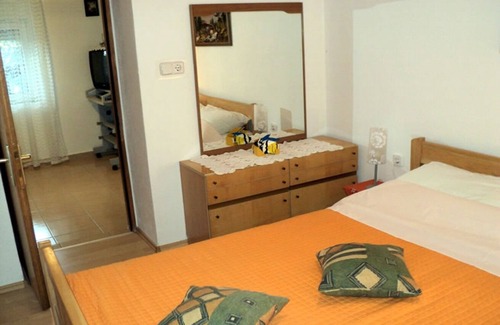 Donji Karin Apartment | Apartment Niko - 40m from the beach: A1(2+2) - Donji Karin, Zadar riviera, Croatia