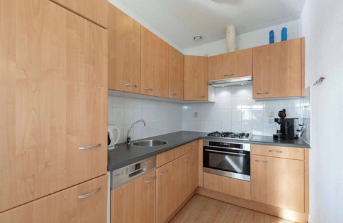 Julianadorp aan zee Apartment | Apartment near Dutch Beach with Water Views
