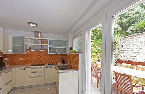 Plat Apartment | Apartment no.5 at Luxurious Seaview Villa with Pool, Plat near Dubrovnik