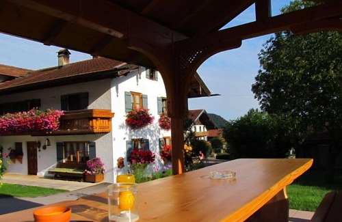 Staudach-Egerndach Apartment | Apartment no. 2 robber's cave - will not be rented temporarily from August 2023!