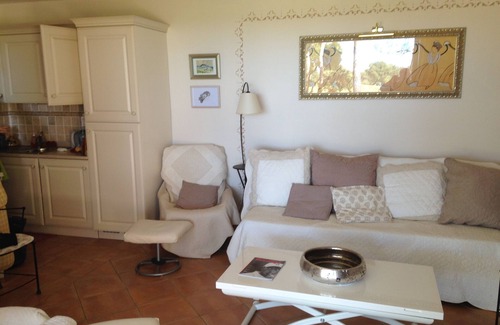 Saumane-de-Vaucluse Apartment | Apartment on golf in Provence with swimming pool