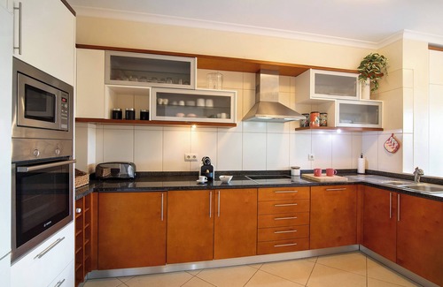 Canada Apartment | Apartment 'O'Pomar 150' with Shared Pool, Balcony and Air Conditioning
