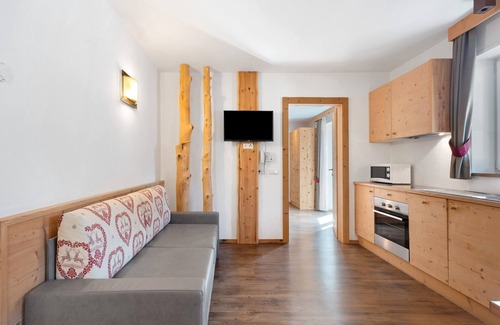Sarntal Apartment | Apartment 'Olympia 4' with Mountain View, Shared Garden and Wi-Fi