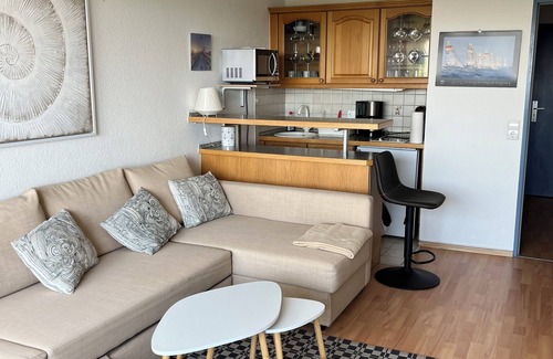 Schilksee Apartment | Apartment - Olympia Hotel Schilksee with sunny balcony and parking lot near the beach