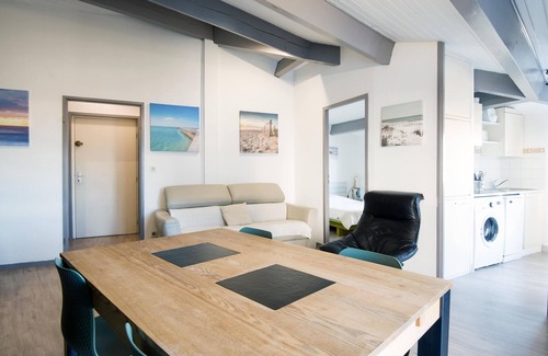 Saint-Martin-de-Re Apartment | apartment Ombrine with sea view and swimming poll access