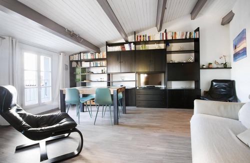 Saint-Martin-de-Re Apartment | apartment Ombrine with sea view and swimming poll access