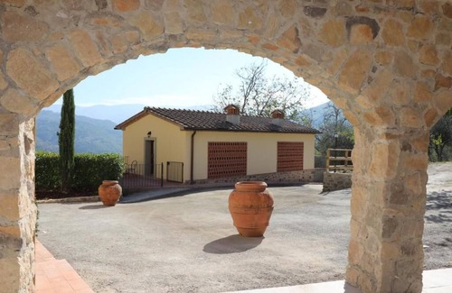 Dicomano Apartment | Apartment on 2 levels - Barn 1