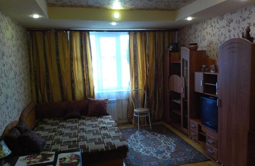 District No. 7 Apartment | Apartment on 21-ya liniya 16-7