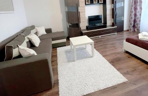 Kaliningrad Apartment | Apartment on Dobrolyubova 44